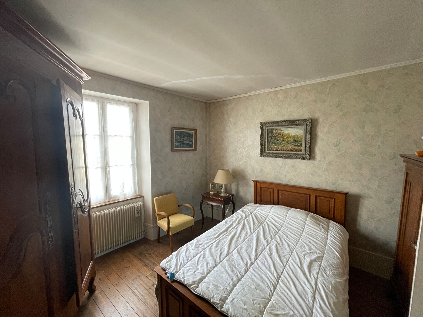10-chambre 2 1er étage maison principale