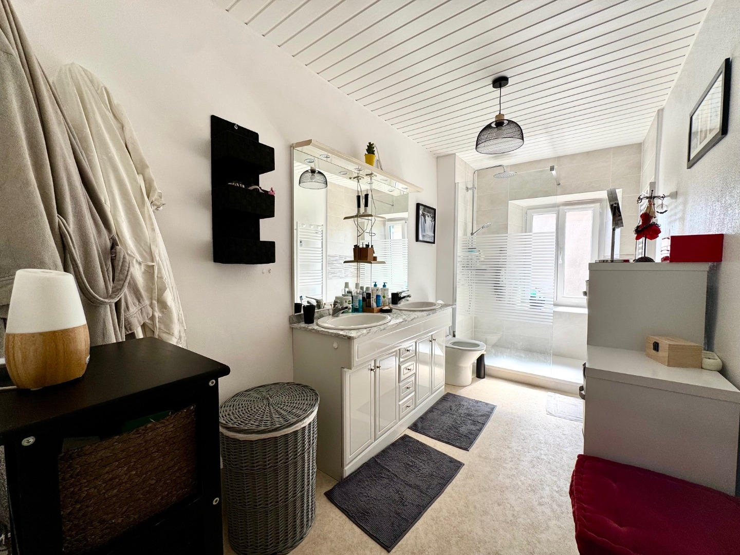 inbound7940415890039714943