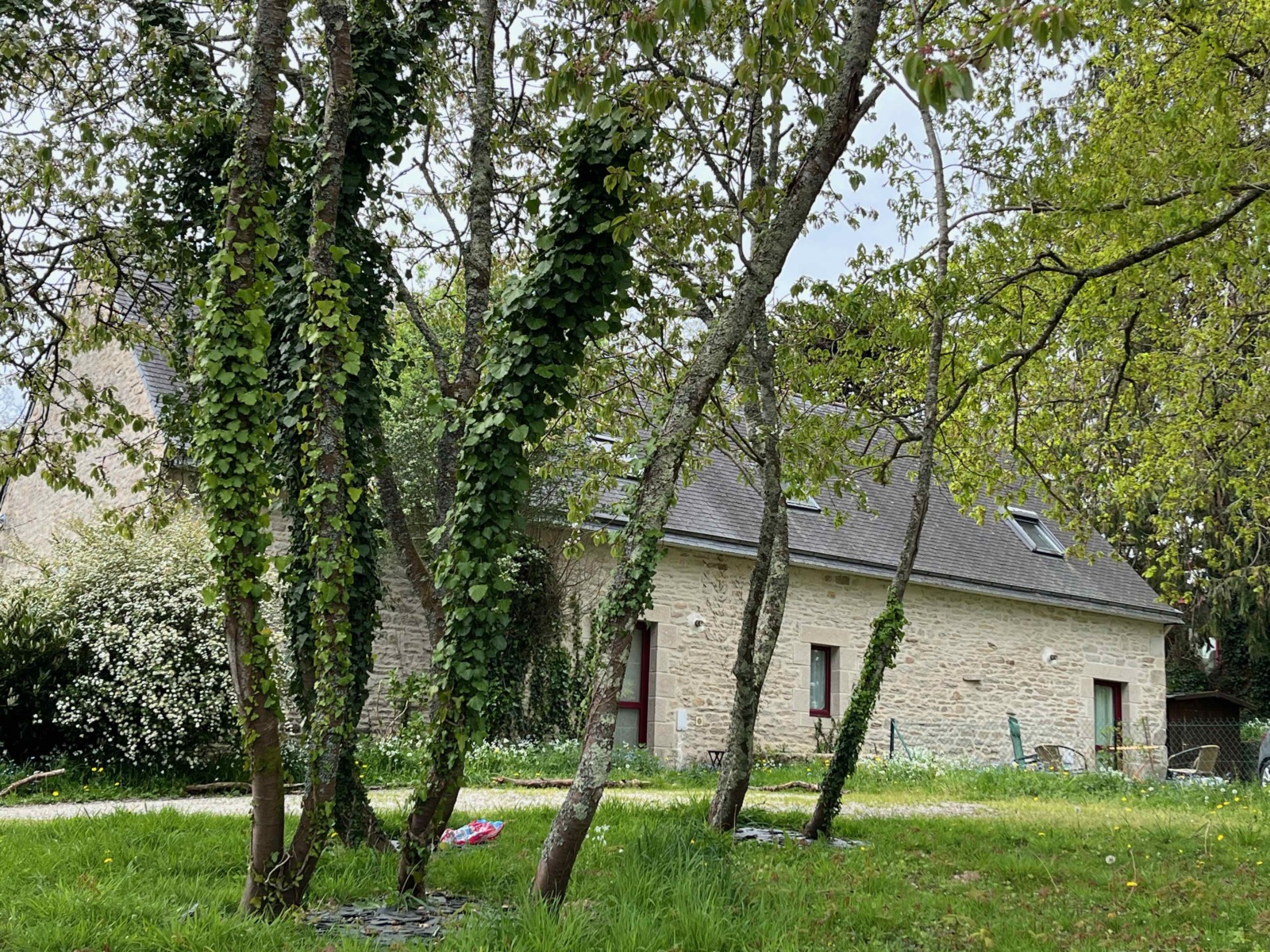 vue longère du jardin