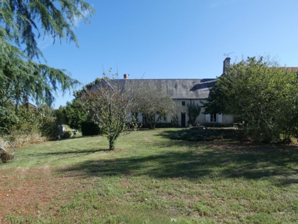 Propriété & Domaine à Voulême