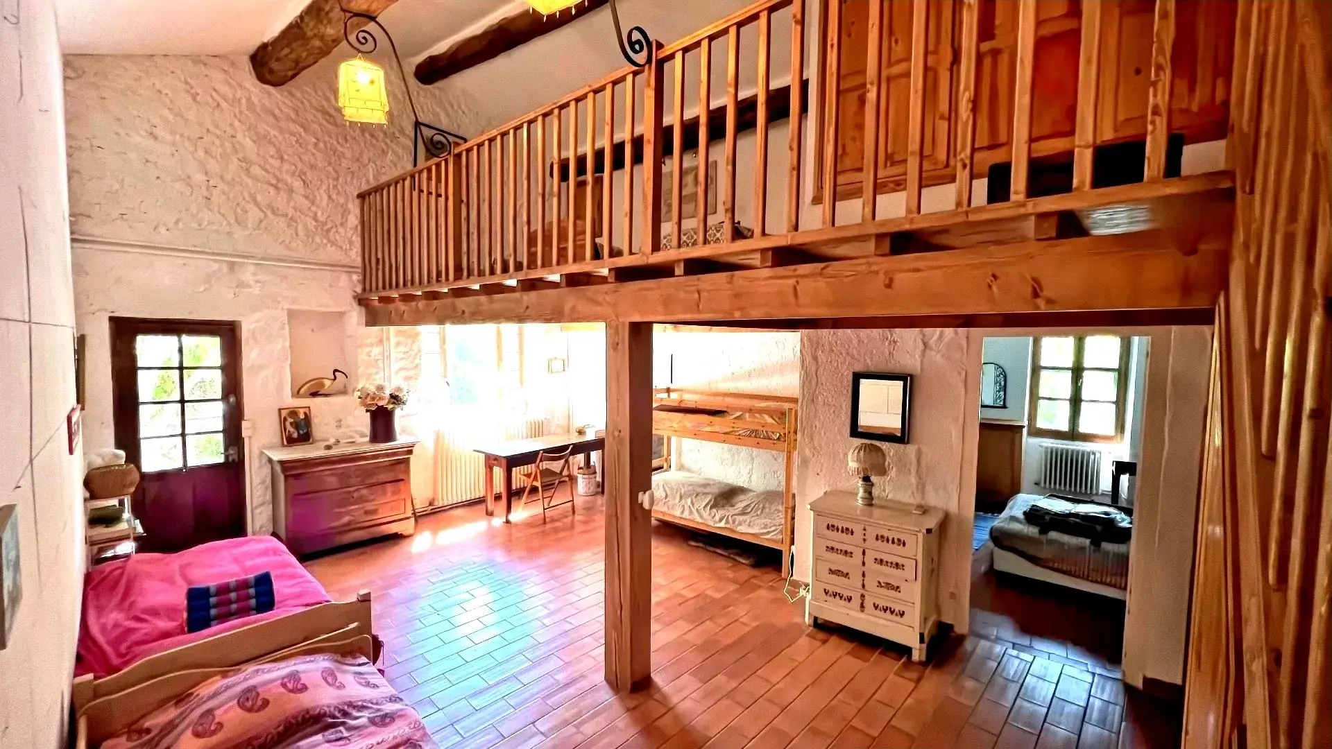 Maison provençale du XVIIIe siècle avec piscine et jardin arboré à Langlade