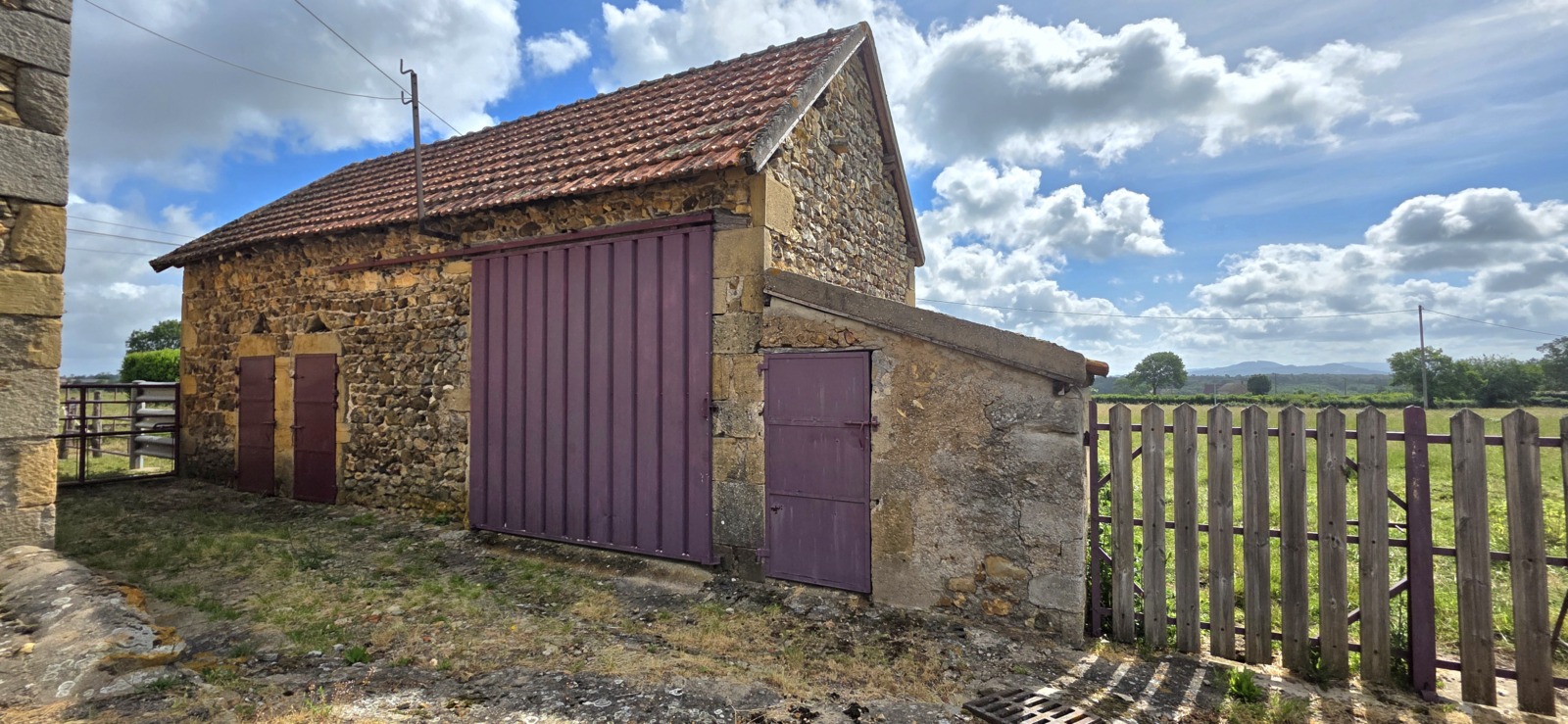 Maison à st Christophe en brionnais 71800