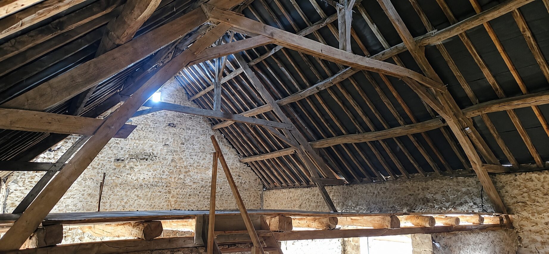 Maison à st Christophe en brionnais 71800