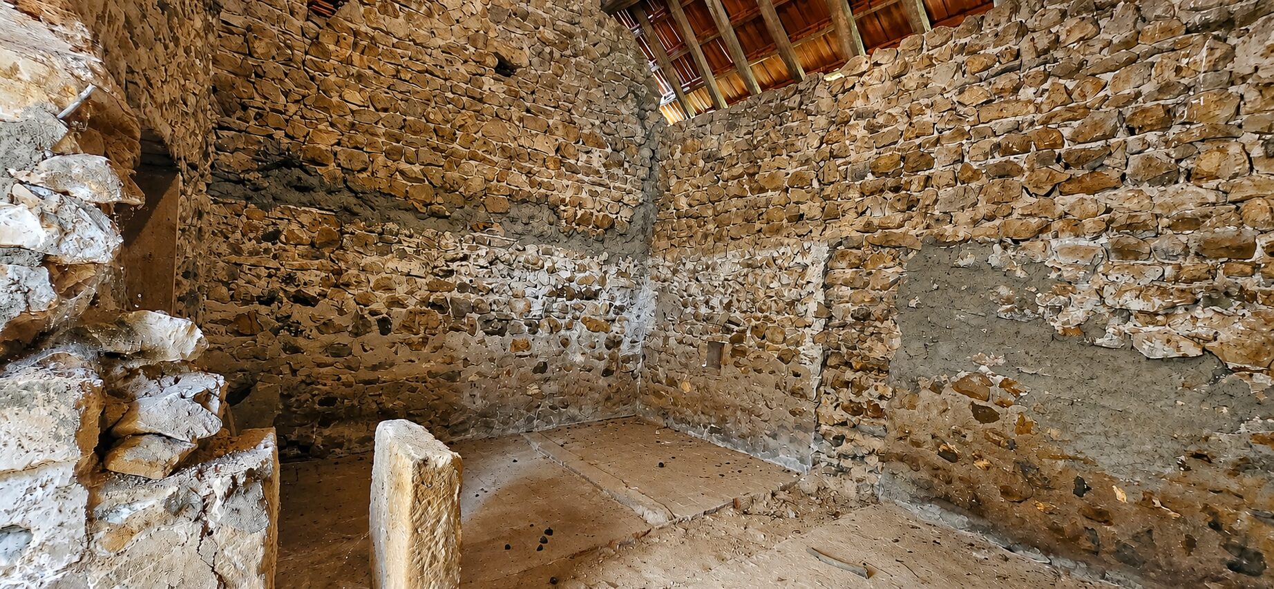 Maison à st Christophe en brionnais 71800