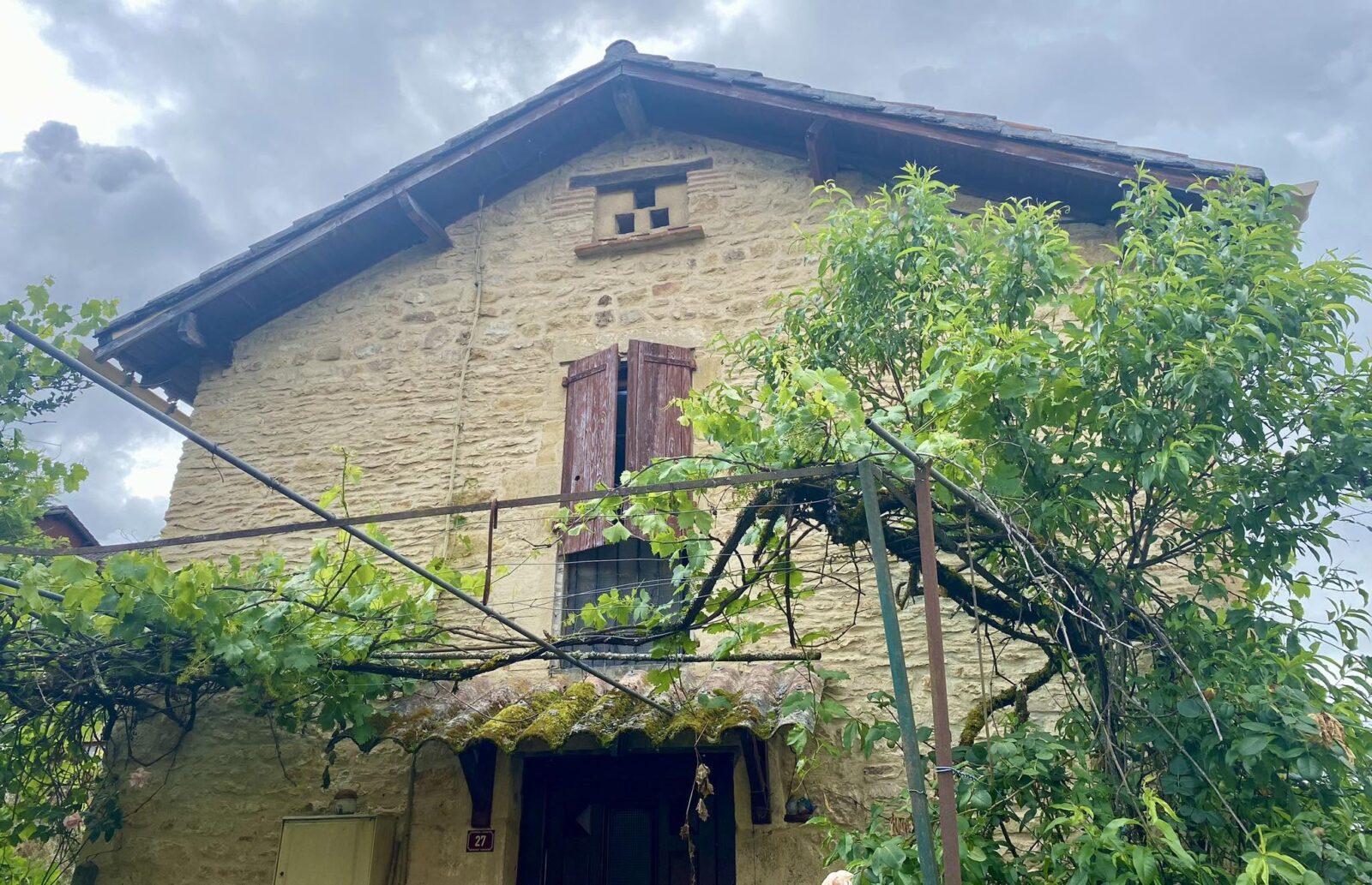 Maison en pierre à vendre à ville franche du perigord (24550) – 2 chambres
