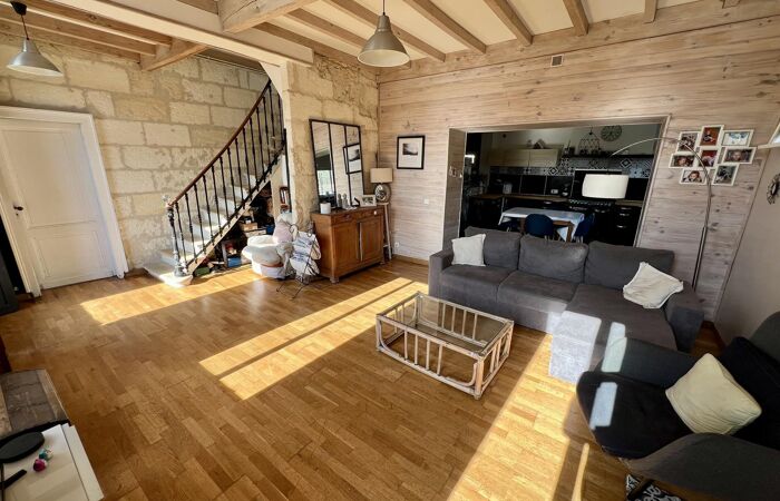Maison Pierre 202m2 5 chambres, piscine, terrain 1510m2