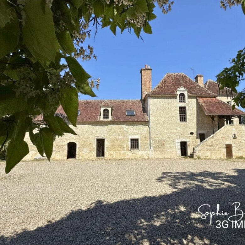 Moulin - Presbytère à Saint-Sulpice-des-Landes (35390) — Ille-et-Vilaine