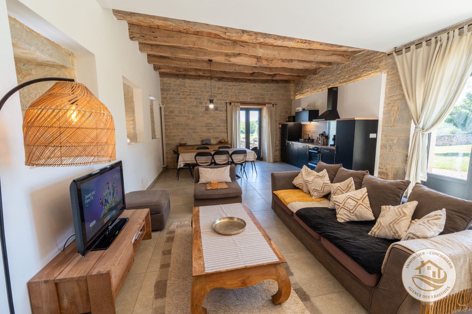 EN EXCLUSIVITE – MAGNIFIQUE MAS QUERCYNOIS, MAISON D’AMIS, PISCINE ET 3,6 HECTARES