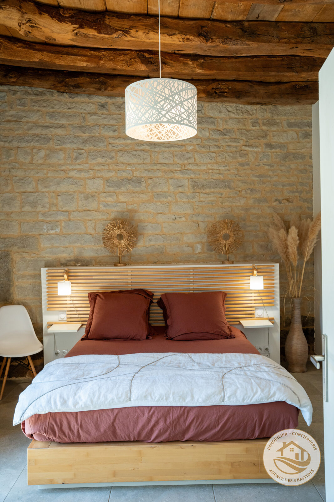 EN EXCLUSIVITE – MAGNIFIQUE MAS QUERCYNOIS, MAISON D’AMIS, PISCINE ET 3,6 HECTARES