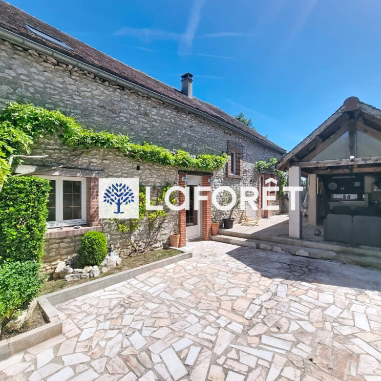 Maison en pierre à Chenoise-Cucharmoy (77160) — Seine-et-Marne