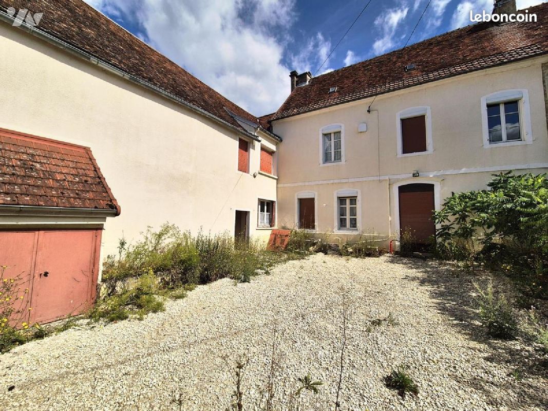 Maison de Village à Landreville (Aube 10)