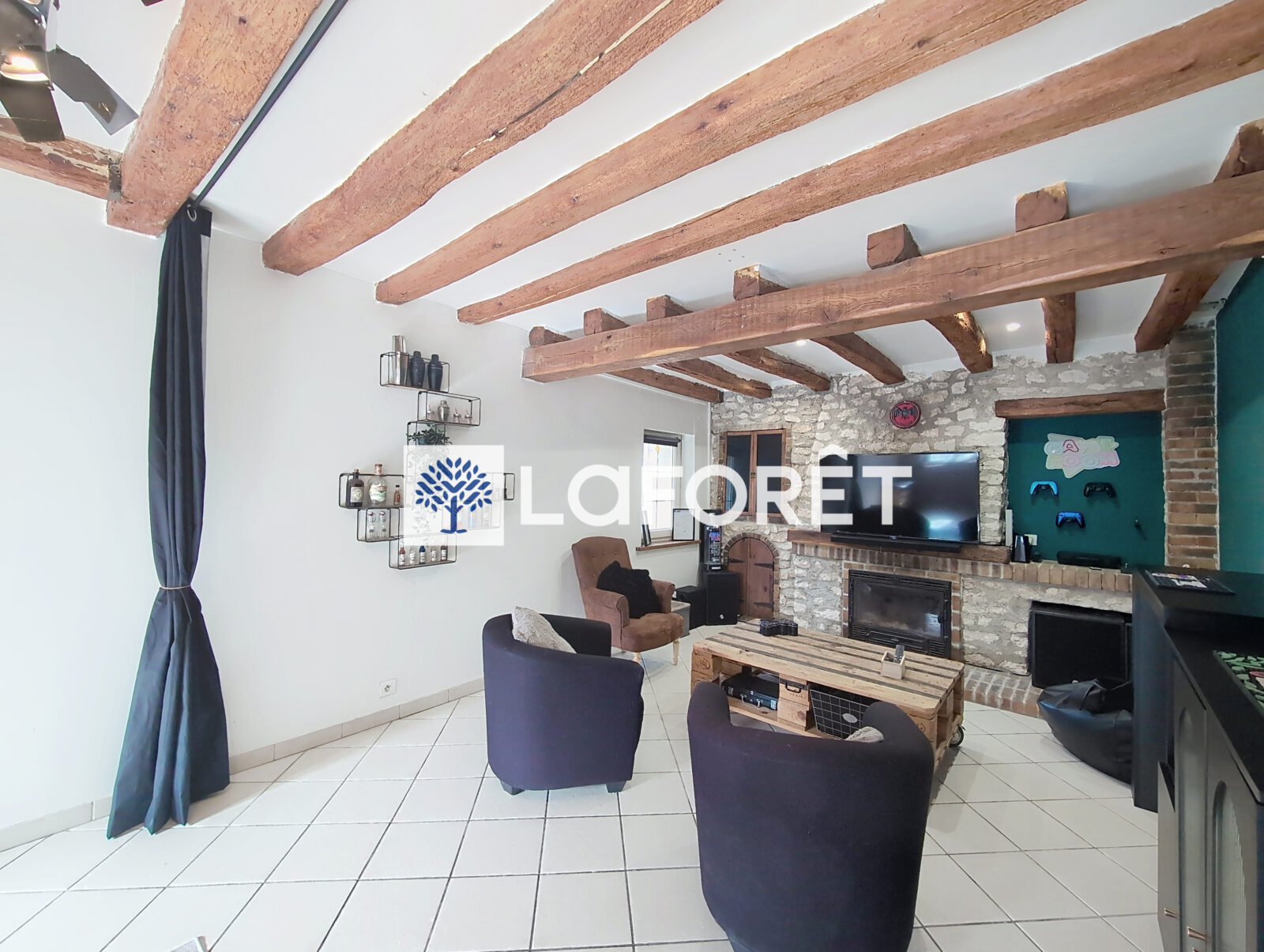 Maison en pierre à vendre à Bannost-Villegagnon (77970) — Seine-et-Marne – 178 m² – 3 ch.