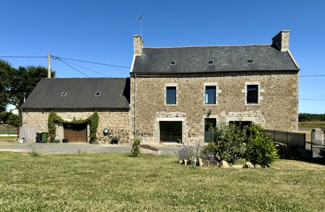 Maison en pierres 149 m² – rénovation de qualité