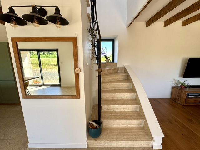 Maison en pierres 149 m² – rénovation de qualité