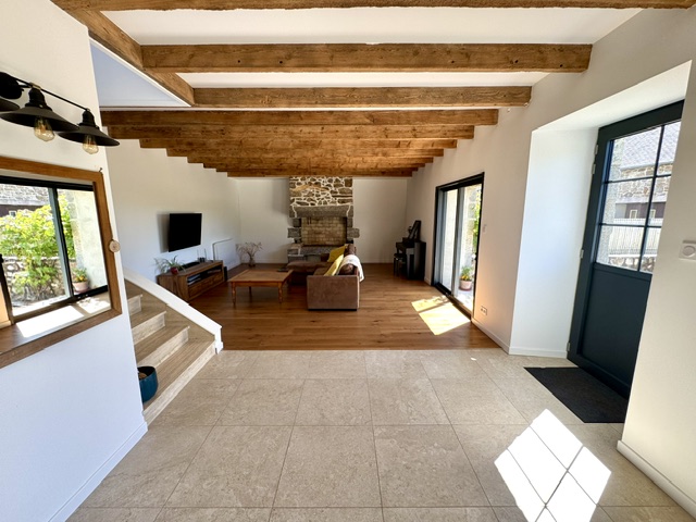 Maison en pierres 149 m² – rénovation de qualité
