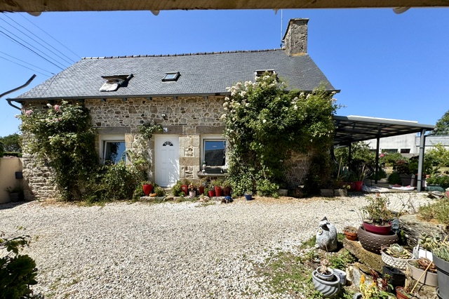 Maison en pierre à vendre à Plélo (22170) — Côtes-d'Armor – 94 m² – 3 ch.