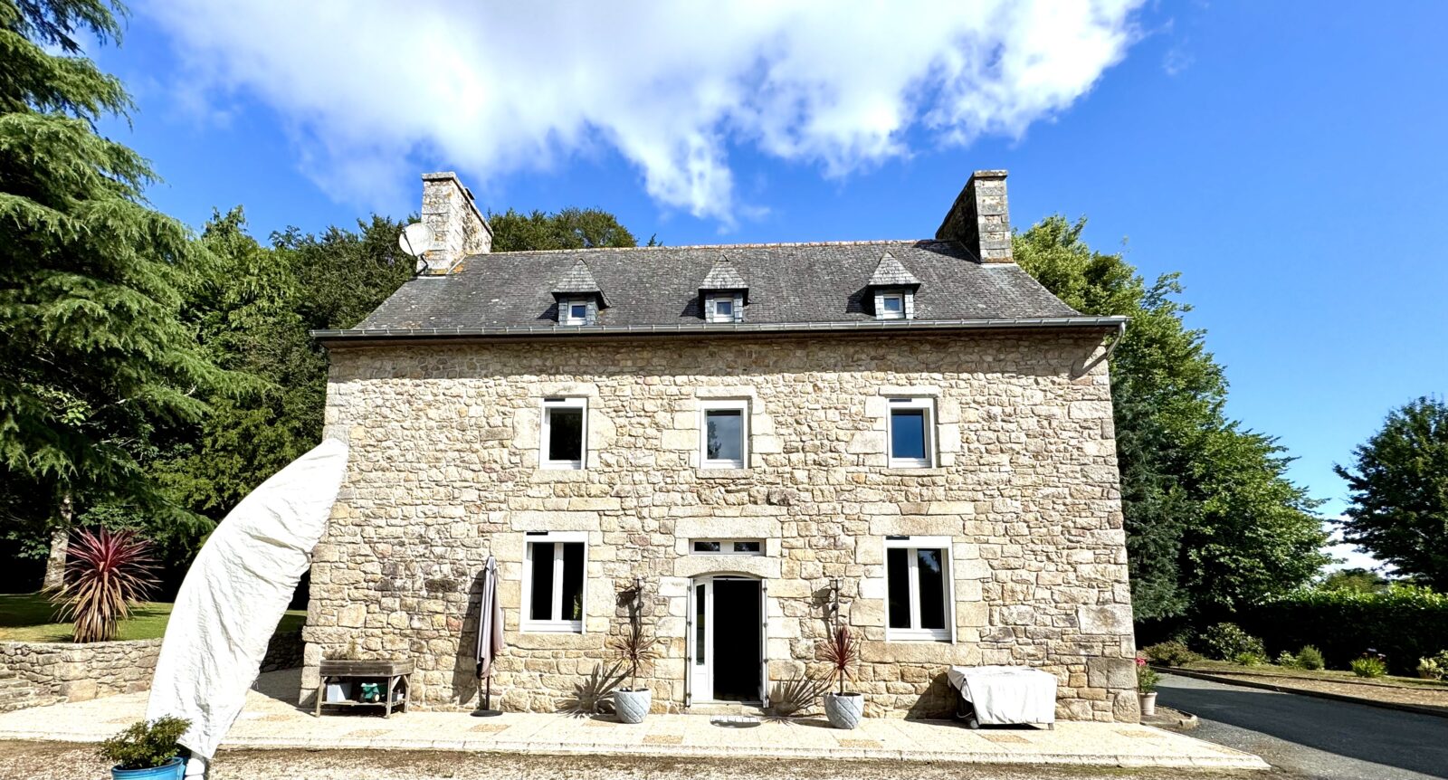 Maison de caractère à vendre à Châtelaudren-Plouagat (22170) — Côtes-d'Armor – 192 m²