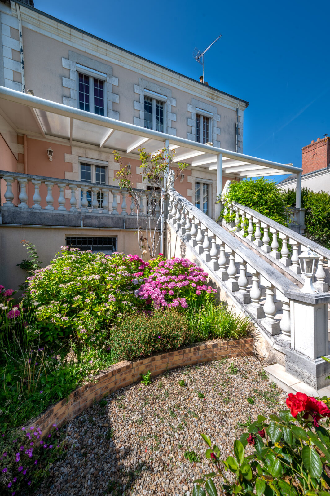 Maison en pierre de caractère — Vendœuvres (36)