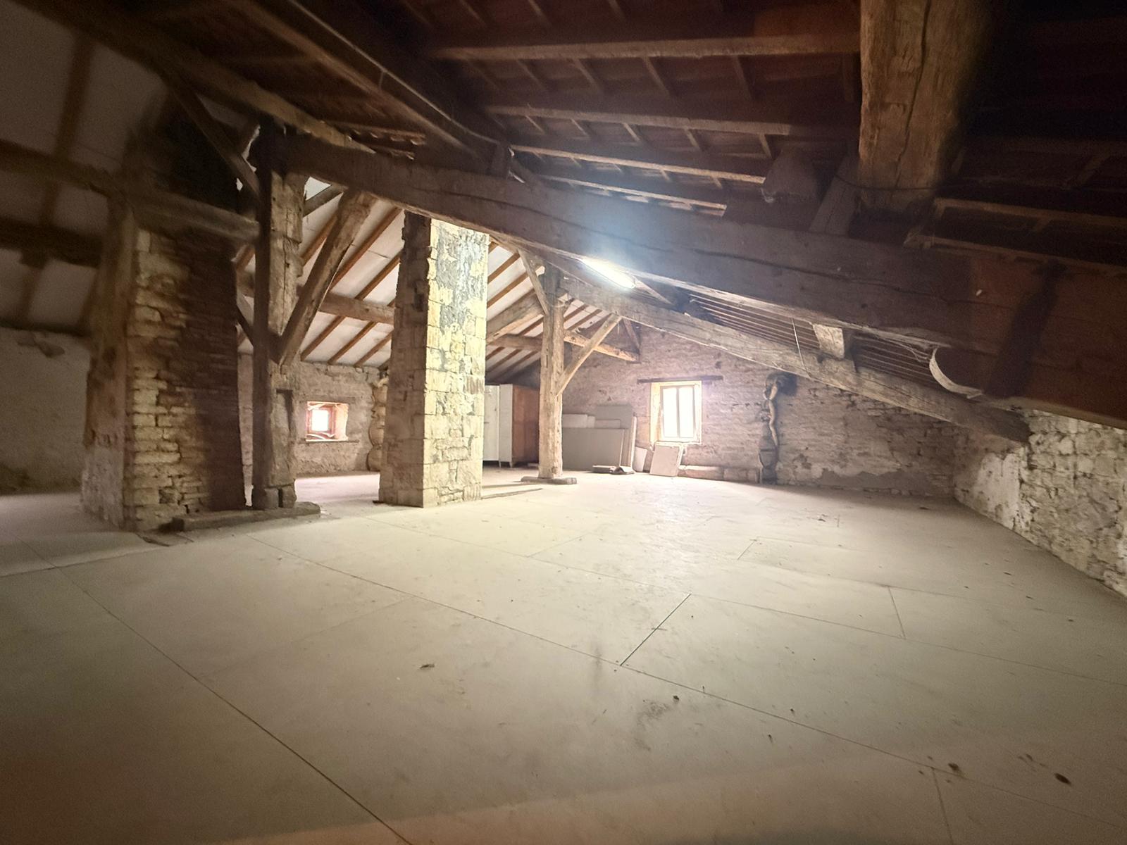 Maison en pierre à vendre à Wiseppe (55700) — Meuse – 97 m² – 2 ch.