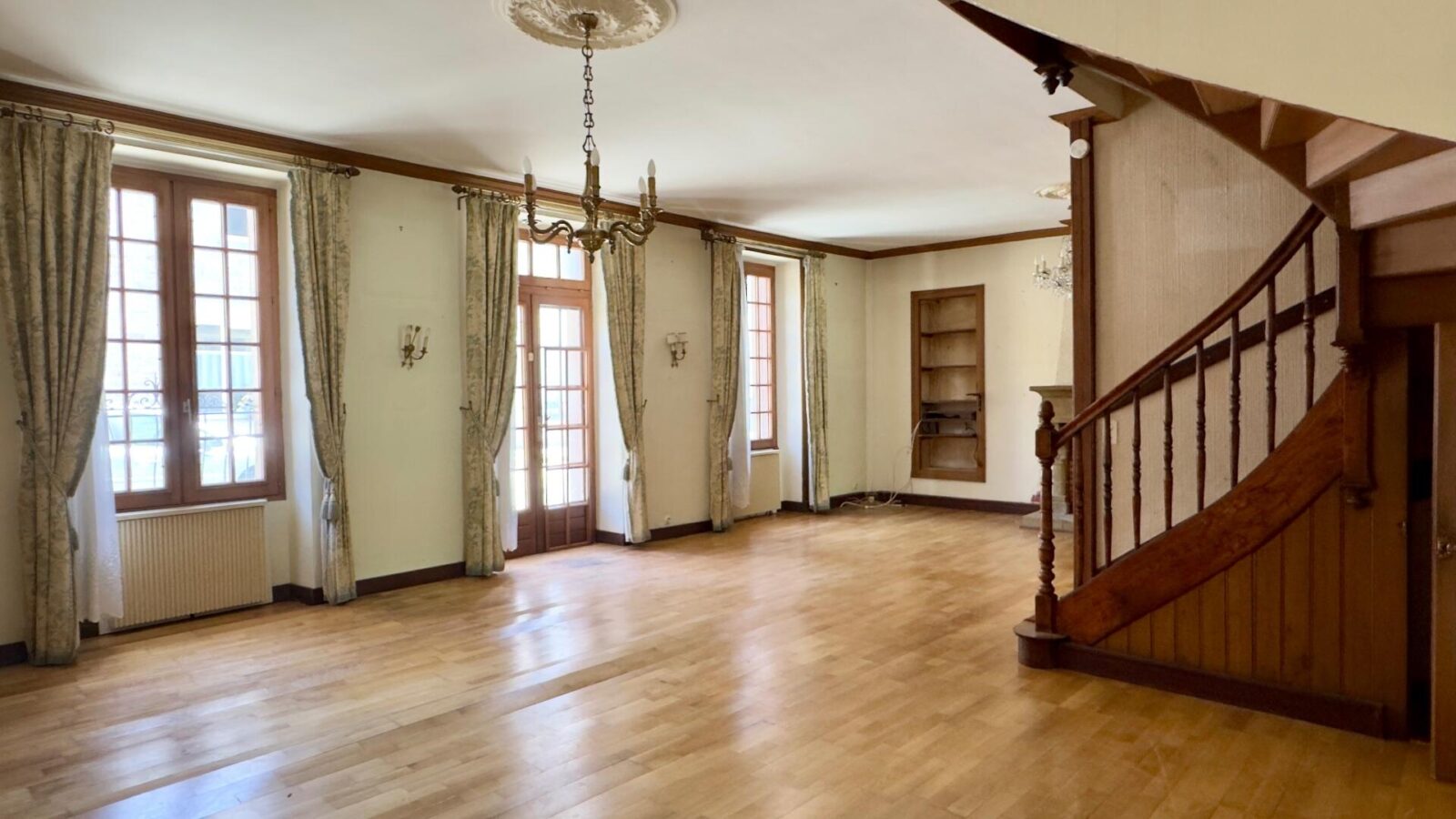 Maison de caractère à vendre à Jugon-les-Lacs (22270) — Côtes-d'Armor – 160 m² – 3 ch.