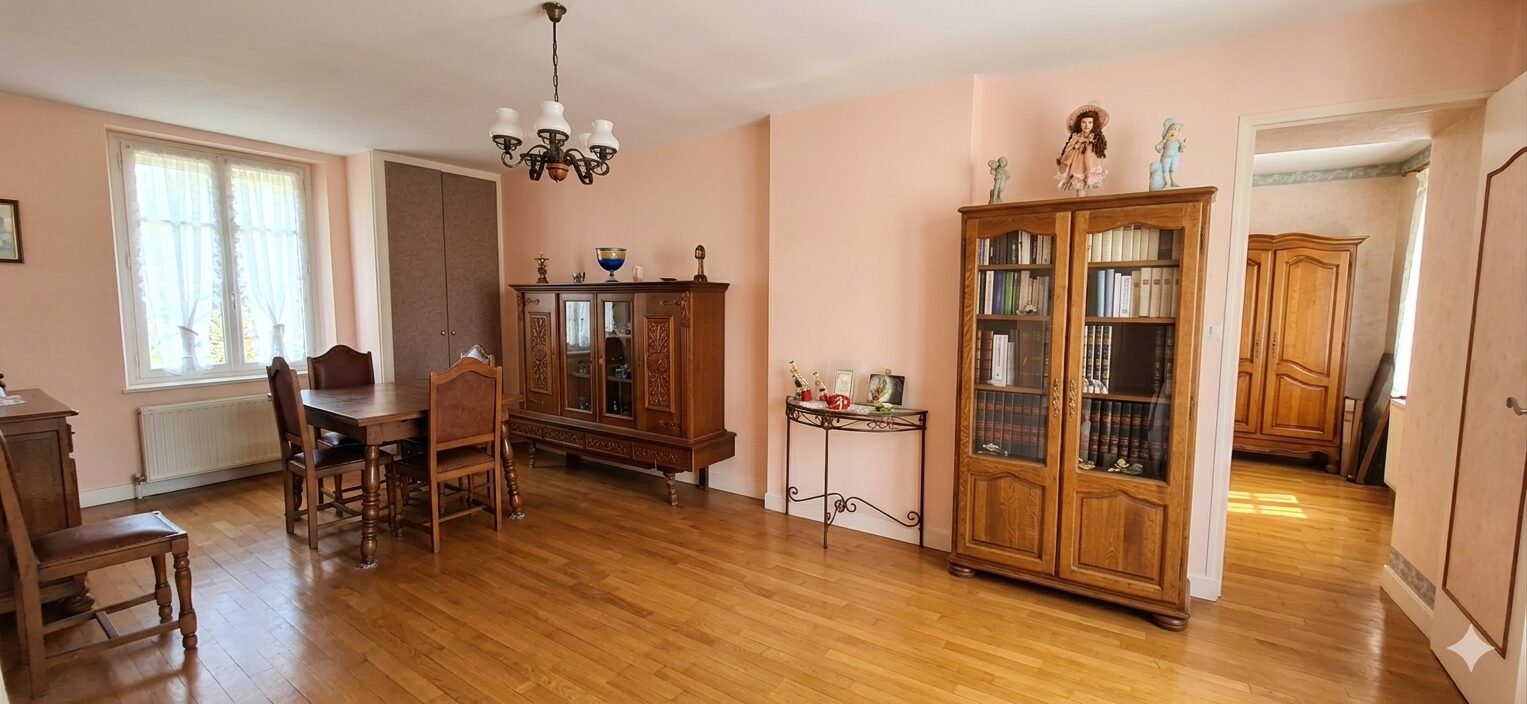 Maison en pierre à vendre à Ville-sur-Arce (10110) — Aube – 211 m² – 4 ch.