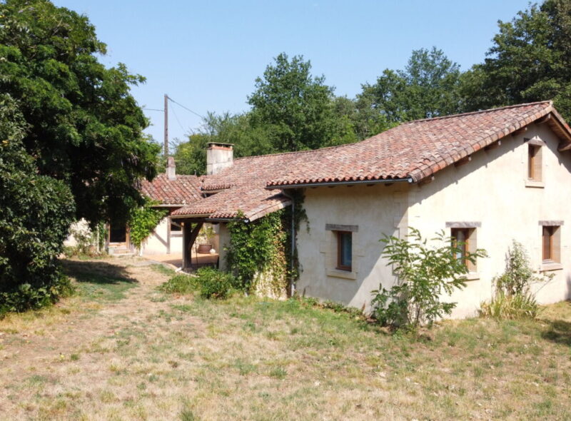 Rare ! Maison de 110m² sans aucun voisin ni nuisance à 20 minutes de Périgueux