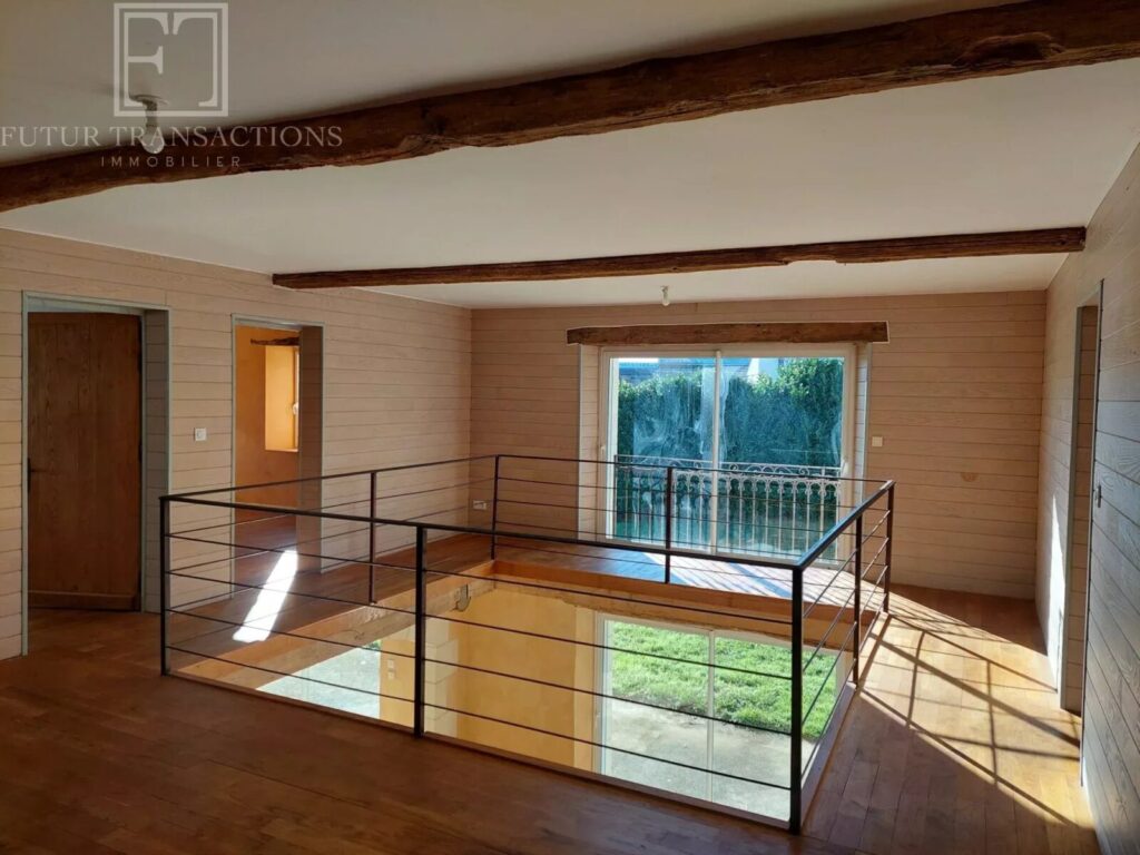 Maison sur 1559 m² de terrain – Maison ancienne à Saint-Front-la-Rivière