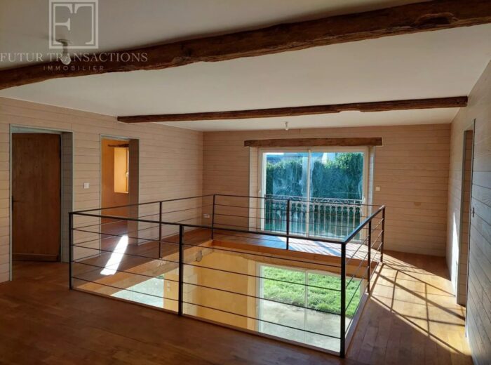 Maison sur 1559 m² de terrain – Maison ancienne à Saint-Front-la-Rivière