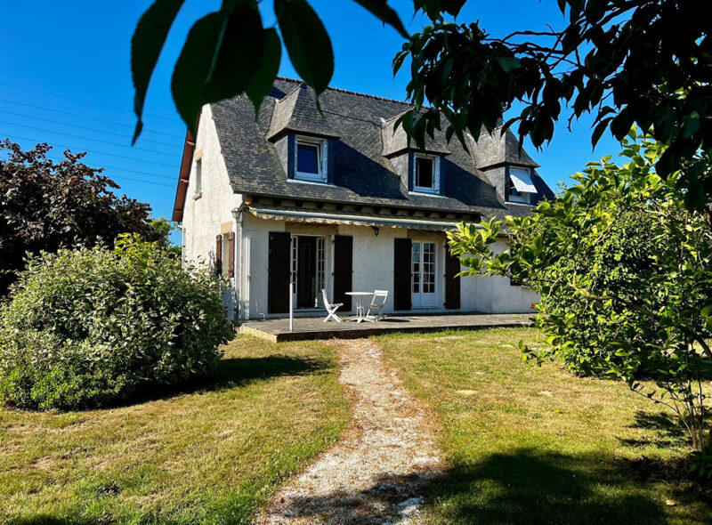 Plancoët – Maison familiale avec parc paysager entre Dinan et la mer