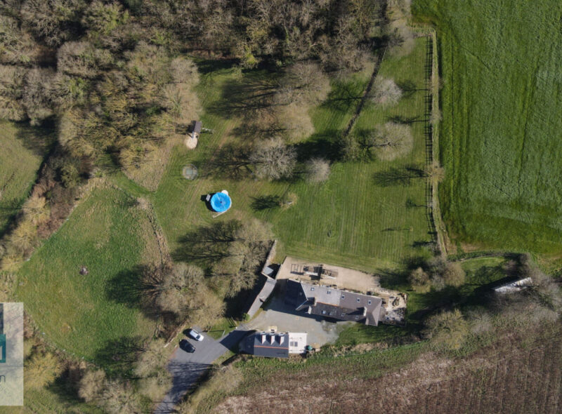 Près de Dinan – Propriété de caractère avec gîtes en pleine campagne