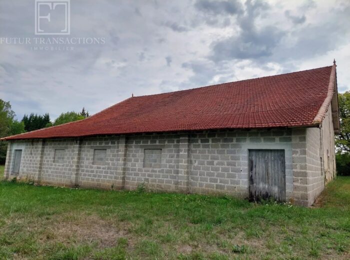 Propriété avec étangs sur 35 ha – Maison de caractère à Saint-André-de-Double