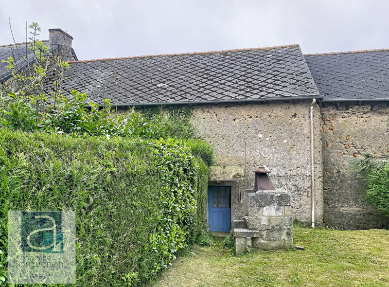 Yvignac-la-Tour – Maison en pierre 2 chambres avec bureau et grenier aménageable