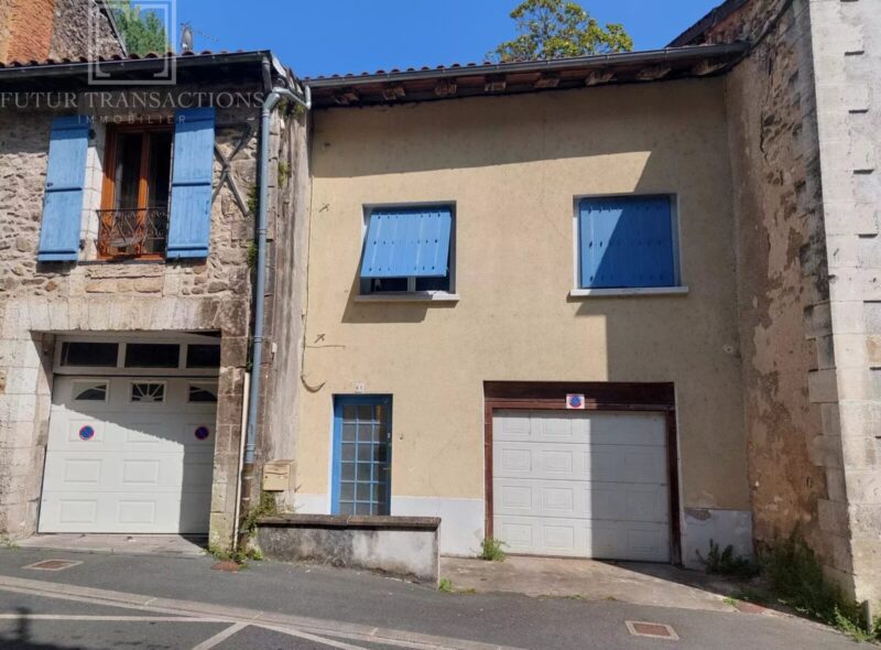 Maison avec cour