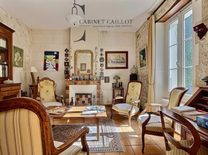 MAISON CHARENTAISE – 10 min de SAINTES (réf. 41363) – Maison ancienne à Fontcouverte
