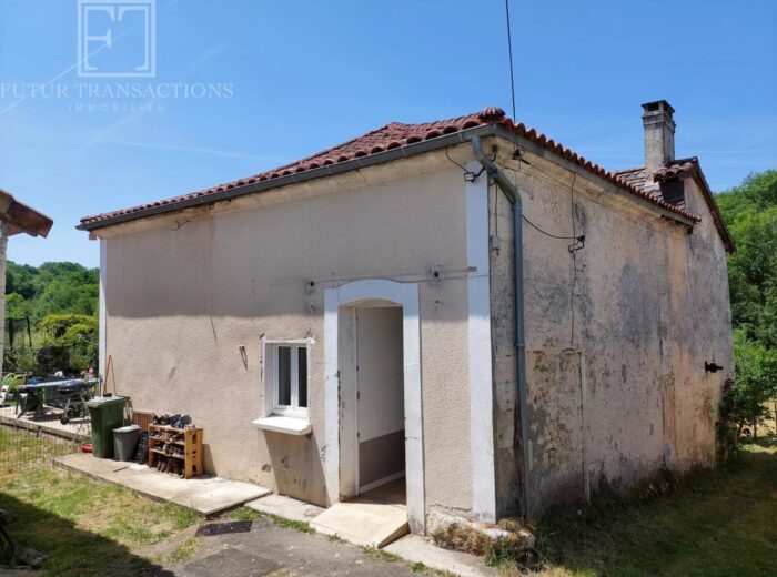 Maison et grange sur 16800 m² de terrain – Maison ancienne rénovée à Mareuil en Périgord