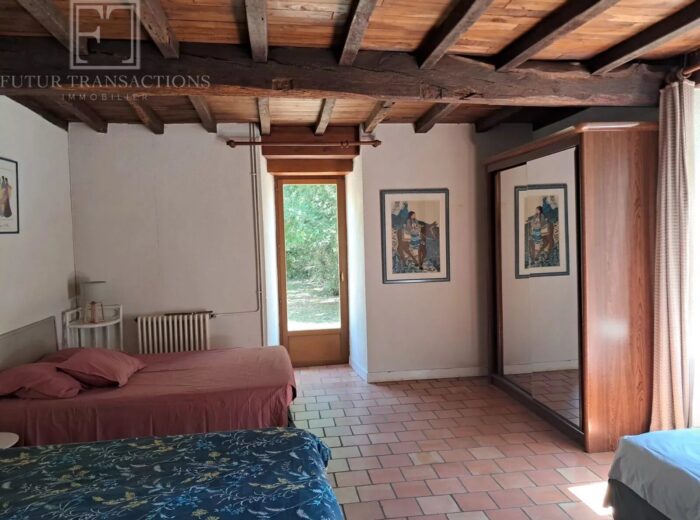 Propriété avec étangs sur 35 ha – Maison de caractère à Saint-André-de-Double