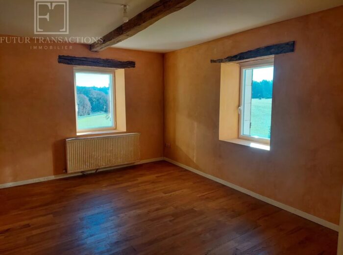 Maison sur 1559 m² de terrain – Maison ancienne à Saint-Front-la-Rivière