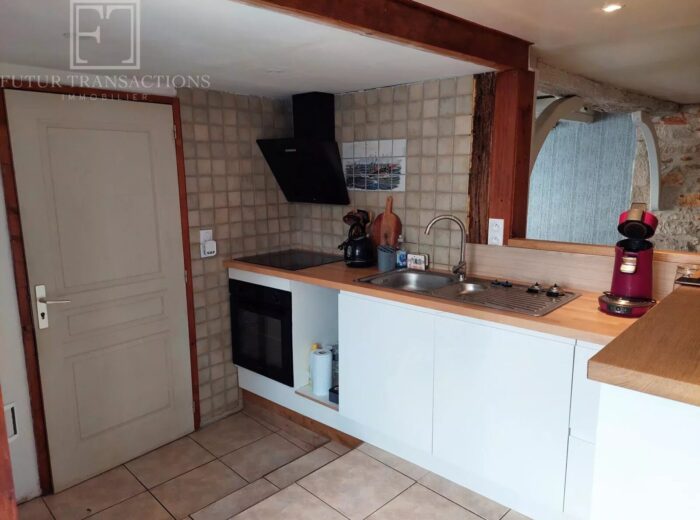 Maison de village en pierre – Maison ancienne rénovée à Saint-Pardoux-la-Rivière