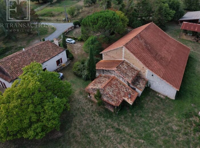 Propriété avec étangs sur 35 ha – Maison de caractère à Saint-André-de-Double