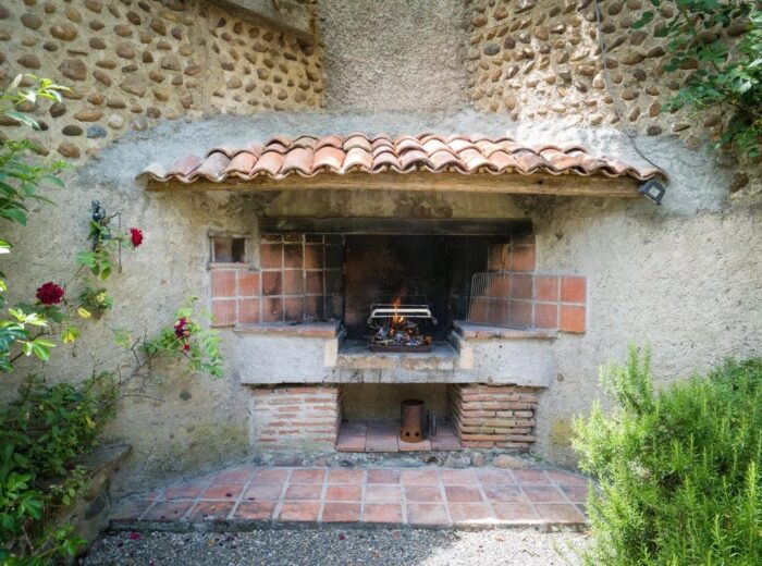 Maison de village en pierre du 19 siècle – Maison ancienne à Caixon