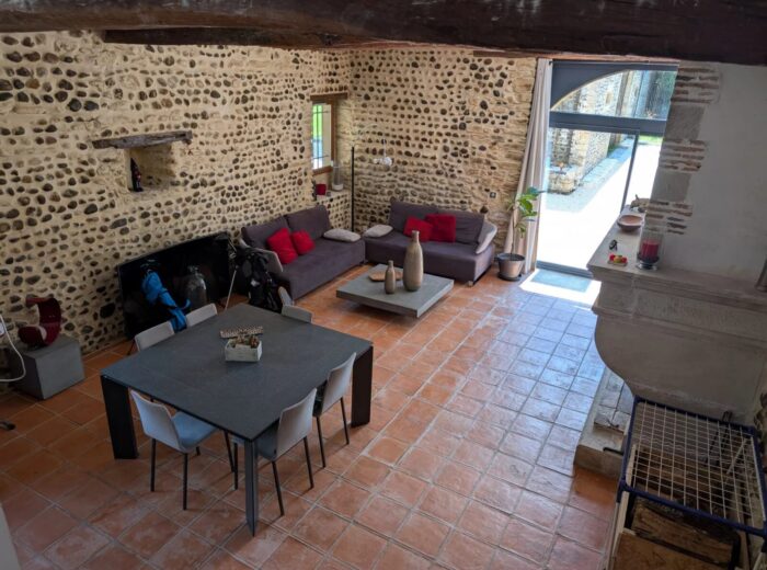 Élégante Maison Gasconne Écologique avec Intérieurs d’Exception – Domaine et propriété à Izotges