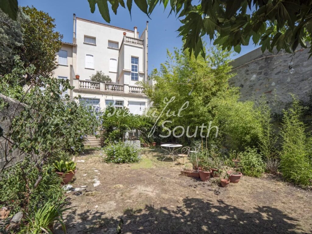 MAISON DE MAÎTRE, 290m², JARDIN ARBORE, ILLE SUR TET – Maison de maître à Ille-sur-Têt