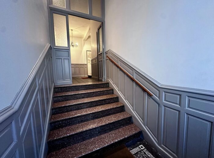 Vaste apt F4 dans maison bourgeoise, terrasses, atelier, cave – Appartement ancien à Perpignan
