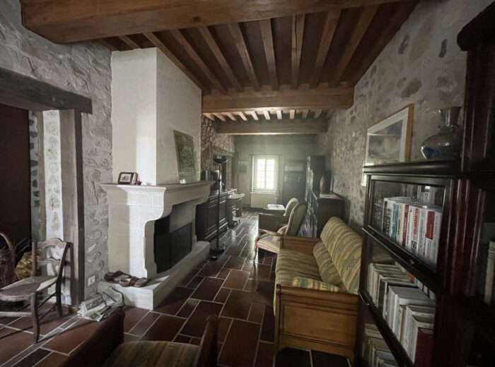 Domaine au coeur du Morvan – Maison de maître à Saint-Léger-de-Fougeret