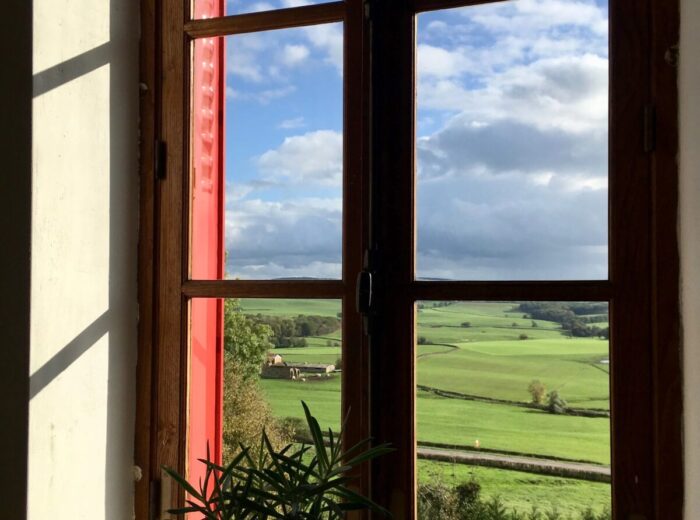 Grande maison au cœur du bourg de Lanty avec vue exceptionnelle – Maison ancienne à Lanty