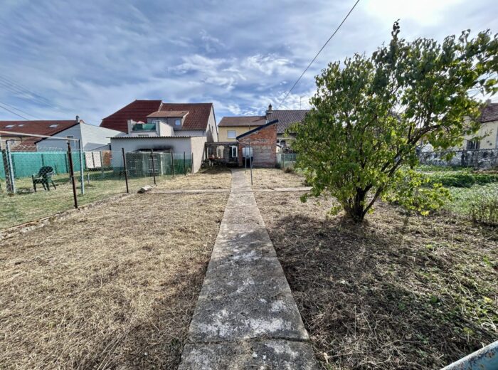 Maison de village 7 pièces avec jardin à Neufgrange – Maison ancienne à Neufgrange