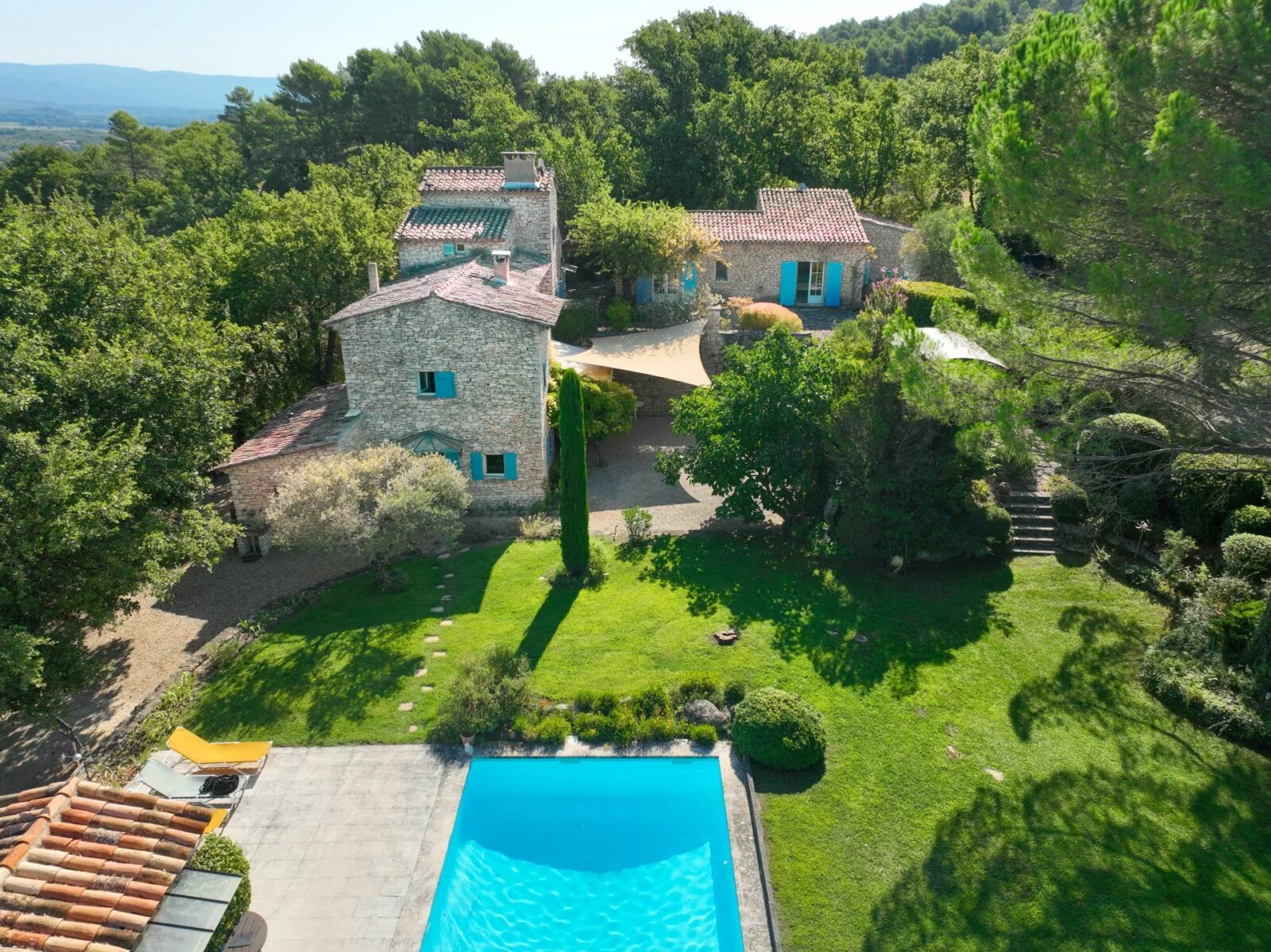 Maison 8 pièces 220 m² · à Gordes · 220 m² · 1 850 000 €