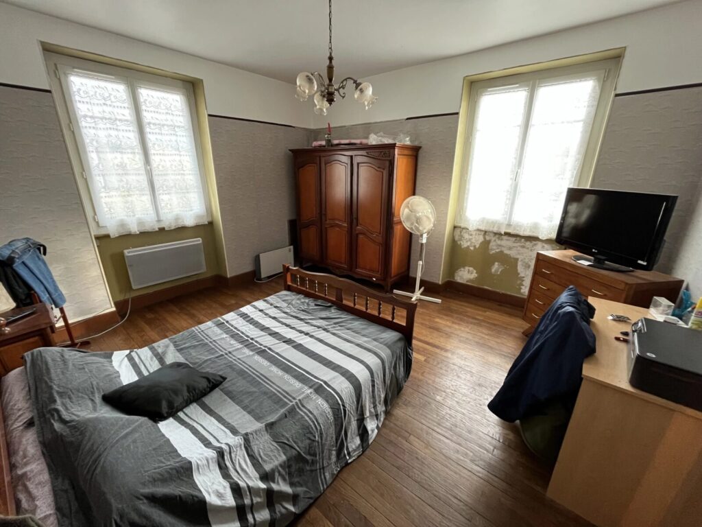A vendreMaisons de campagne Grande maison avec deux logements –… – Maison ancienne à Planchez