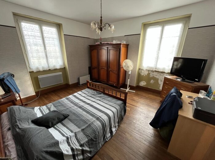 A vendreMaisons de campagne Grande maison avec deux logements –… – Maison ancienne à Planchez