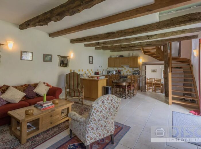 Magnifique propriété composé de quatre gîtes autour d&rsquo;une cour… – Corps de ferme à Castanet